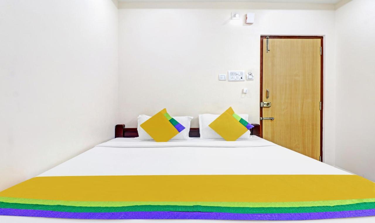 Itsy By Treebo - Vardhan Stay Inn Tirupati Exteriör bild