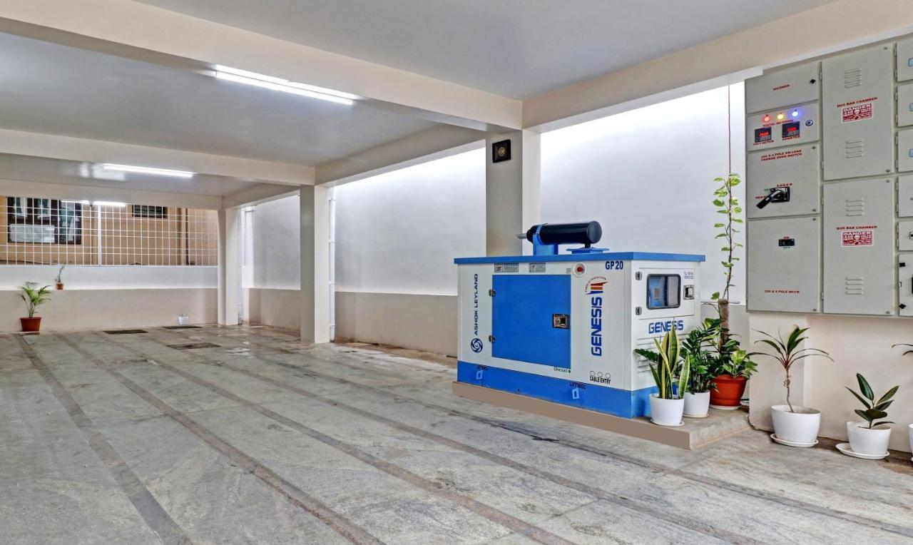 Itsy By Treebo - Vardhan Stay Inn Tirupati Exteriör bild